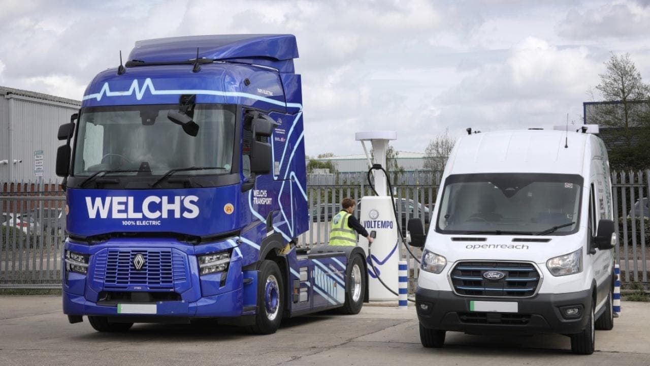 Welch's Transport's electric Renault E-Tech tractor unit charging at a Voltempo chargepoint alongside an electric van
